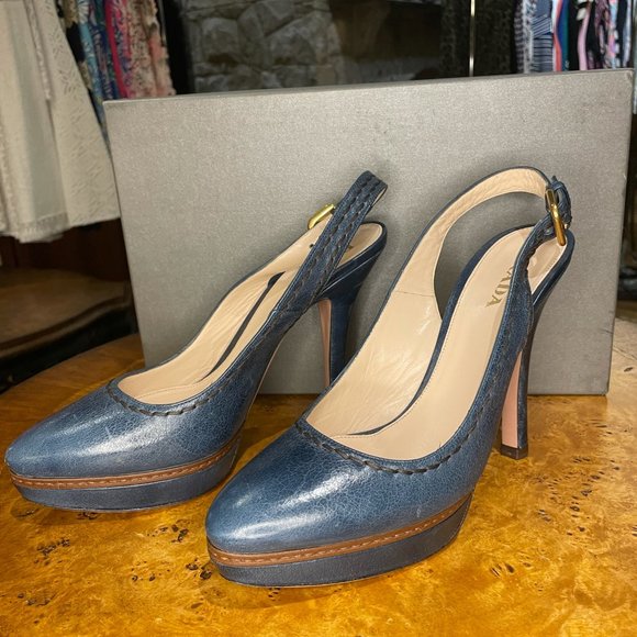 Prada closed toe blue platform slingback - Picture 5 of 5